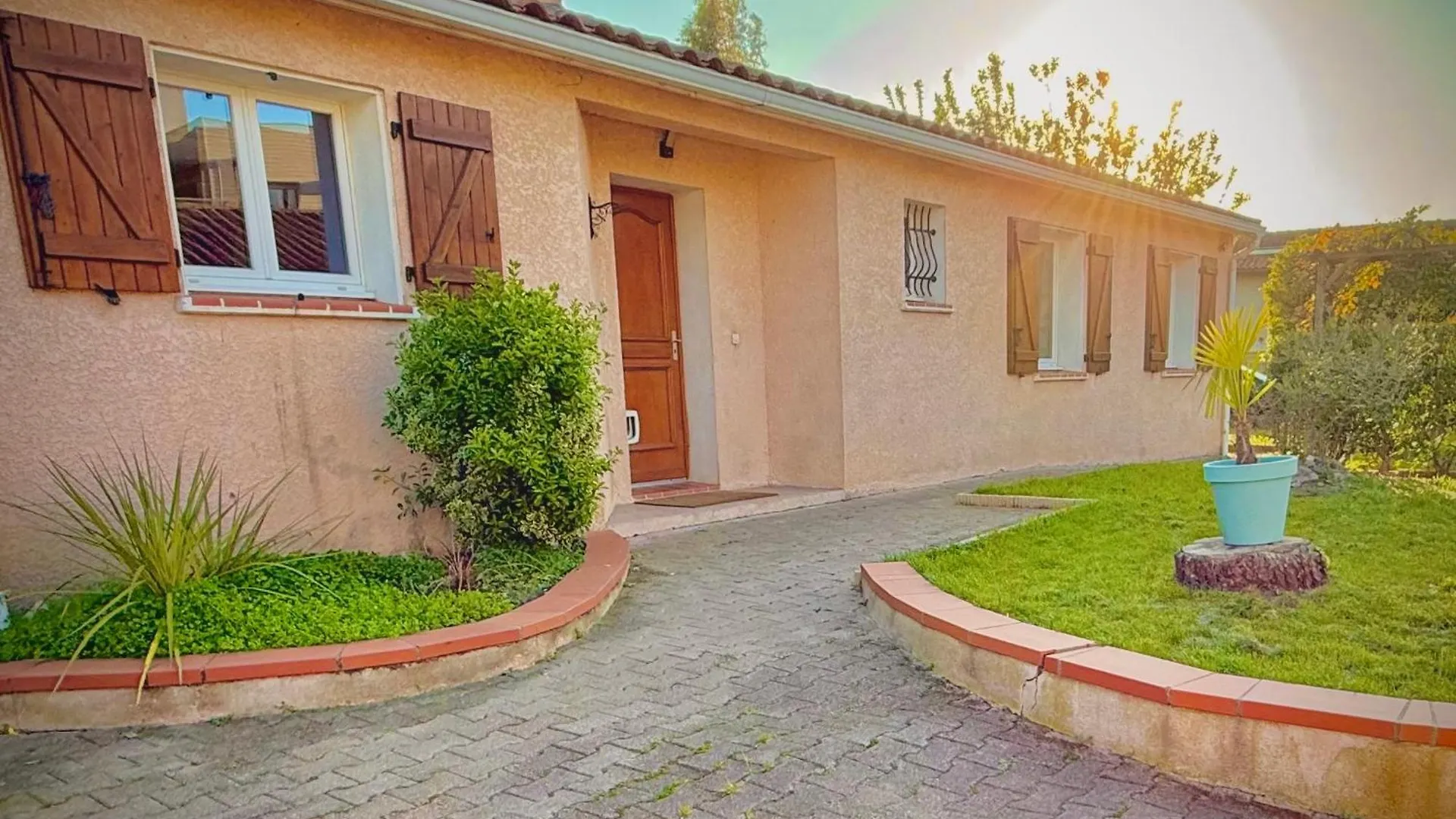 Villa Maison Confortable Avec Jacuzzi A Toulouse